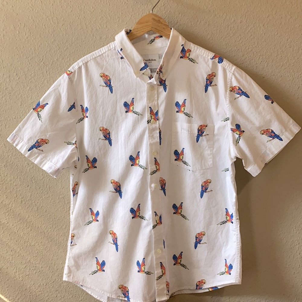 Parrot short sleeve button down